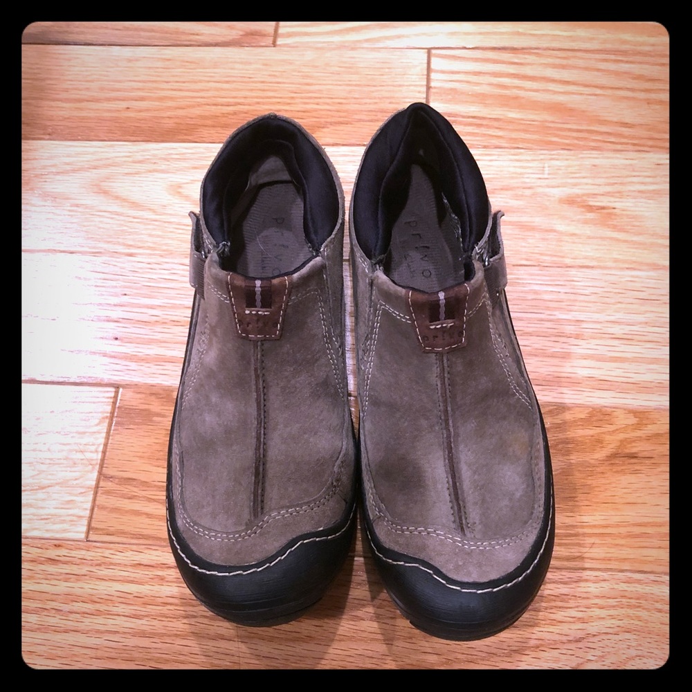Clarks waterproof boots